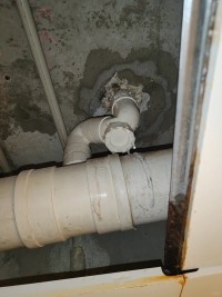 衛(wèi)生間怎么才能永不漏水？衛(wèi)生間門口墻面才能不反堿？